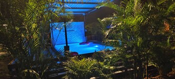 Monkey Cottage,,3 star