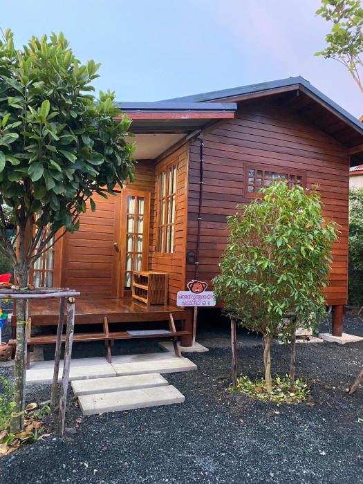 monkey cottage