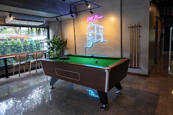 Dmk Place,,1 star