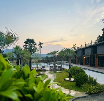 sky country resort at khanom