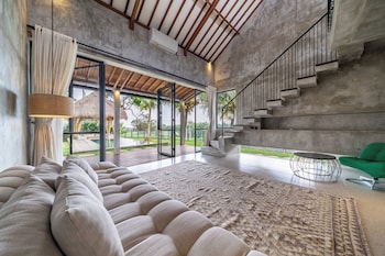 Sola Villa Ubud - 2 Bedrooms,,5 star