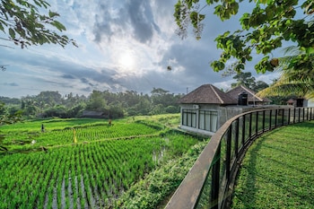sola villa ubud 2 bedrooms