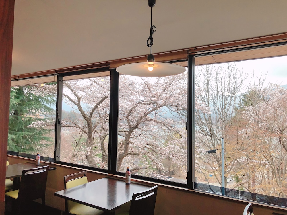 breezbay lake resort kawaguchiko