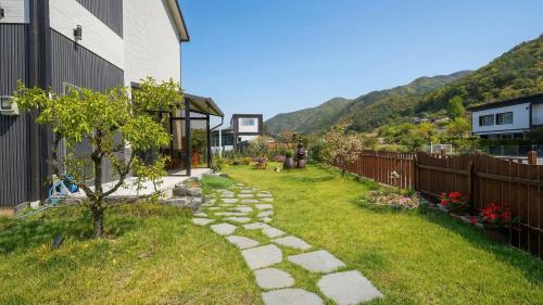 danyang greennarae dokche poolvilla pens