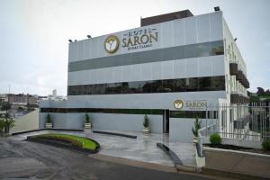 hotel saron