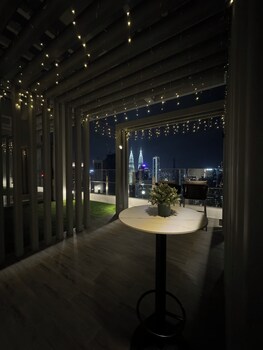 agile galaxy suites