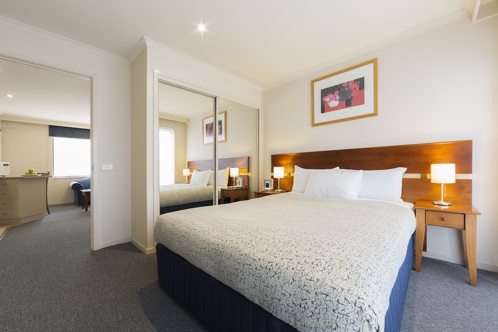 best western plus canberra central apartments