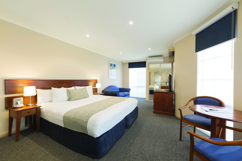 best western plus canberra central apartments
