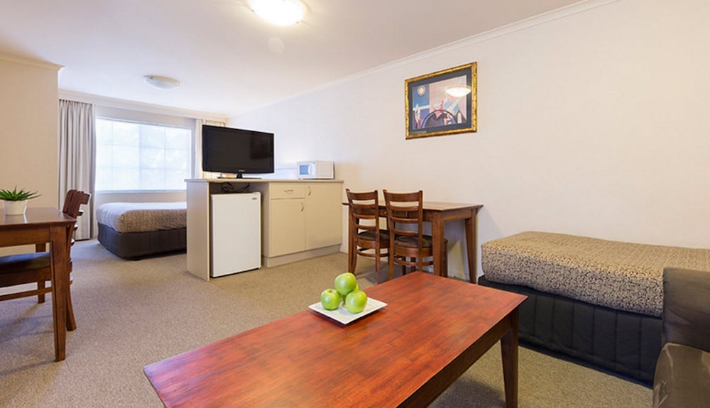 best western plus canberra central apartments