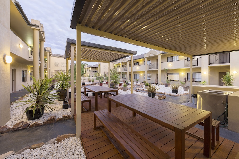 best western plus canberra central apartments