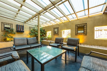 Best Western Plus Canberra Central Apartments,,4 star