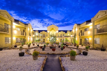 Best Western Plus Canberra Central Apartments,,4 star
