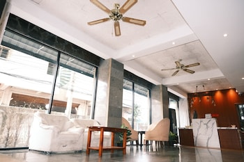 Collection O Luna Hotel Pattaya,,3 star