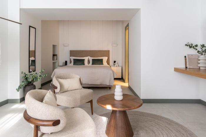 whisper athens suites