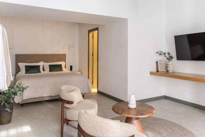 whisper athens suites