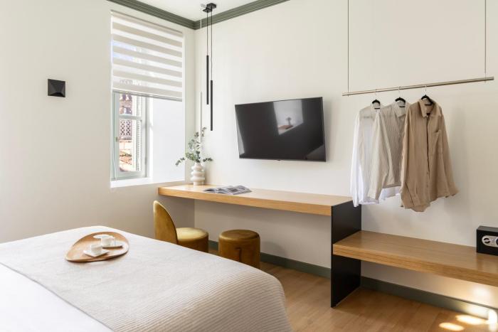 whisper athens suites