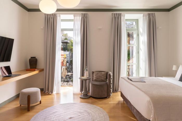 whisper athens suites