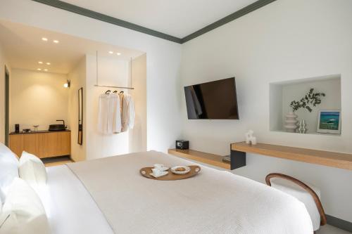 whisper athens suites