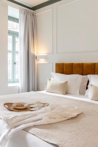whisper athens suites
