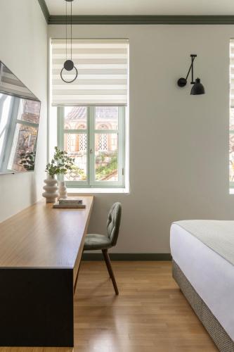 whisper athens suites