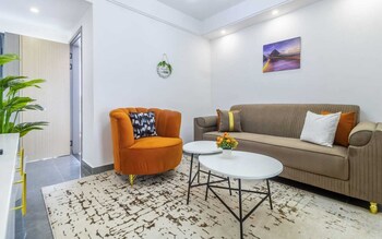 lux suites winchester gardens riverside