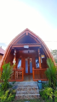 Green Pacing Lodge,,3 star