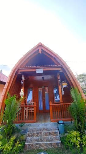 green pacing lodge