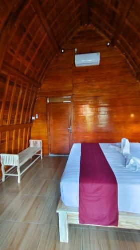 green pacing lodge