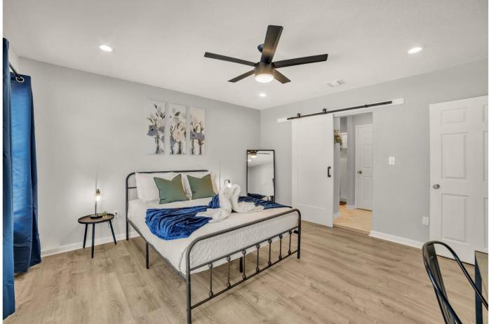 spacious and homey 4br 3ba w amenities near downtown