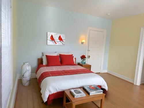 summer street guest house