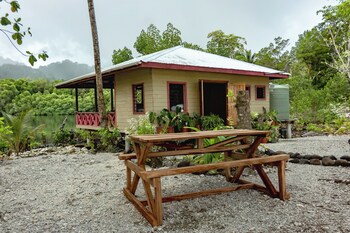leleana resort kolombangara