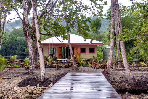 leleana resort kolombangara