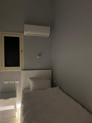 Paris East Hostel,,2 star