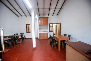 mango tree retreat