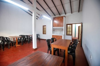 mango tree retreat