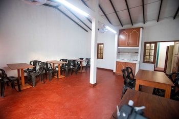 mango tree retreat