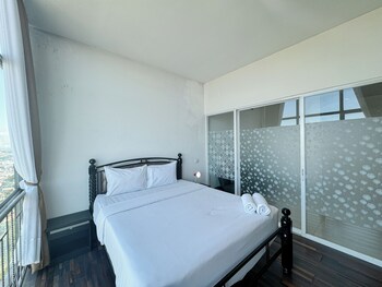 Good Location And Relaxing 1Br Apartment At Aryaduta Residence,,3 star