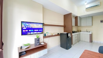Minimalist And Cozy 1Br Casa De Parco Apartment,,3 star
