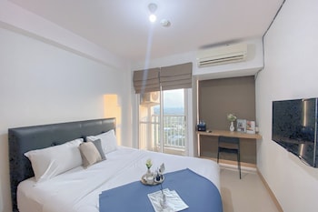 Simply Look And Comfy Studio Tifolia Apartment,,3 star