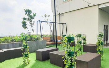 brand new and comfortable studio apartment at b residence