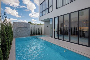 a9 pool villa airport