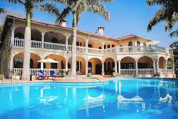 golden palm hotel boutique