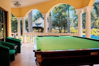 golden palm hotel boutique