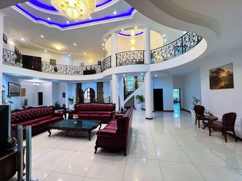 golden palm hotel boutique
