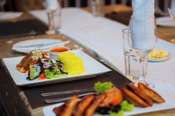 golden palm hotel boutique