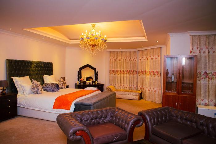 golden palm hotel boutique