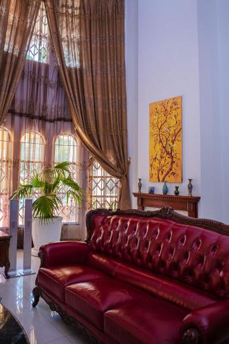golden palm hotel boutique