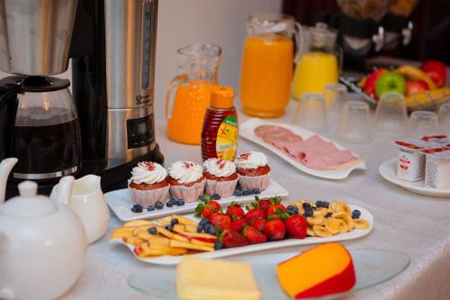 golden palm hotel boutique