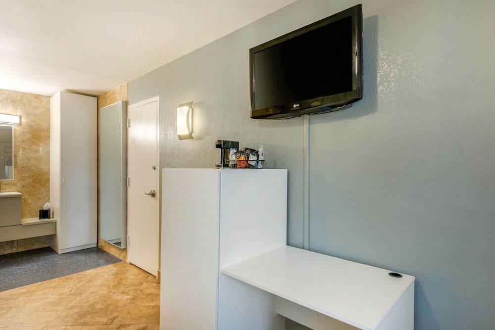 quality inn and conference center tampa brandon