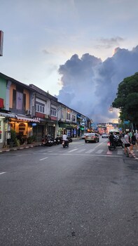 ihoc phuket oldtown